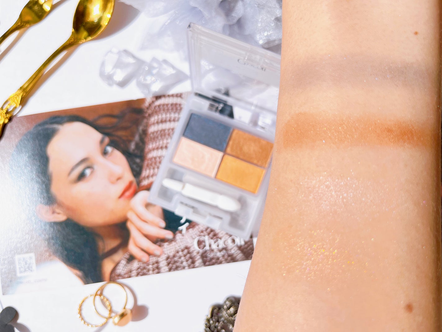 フェイスカラーパレット/チャコット・コスメティクス/アイシャドウパレットを使ったクチコミ(2枚目)