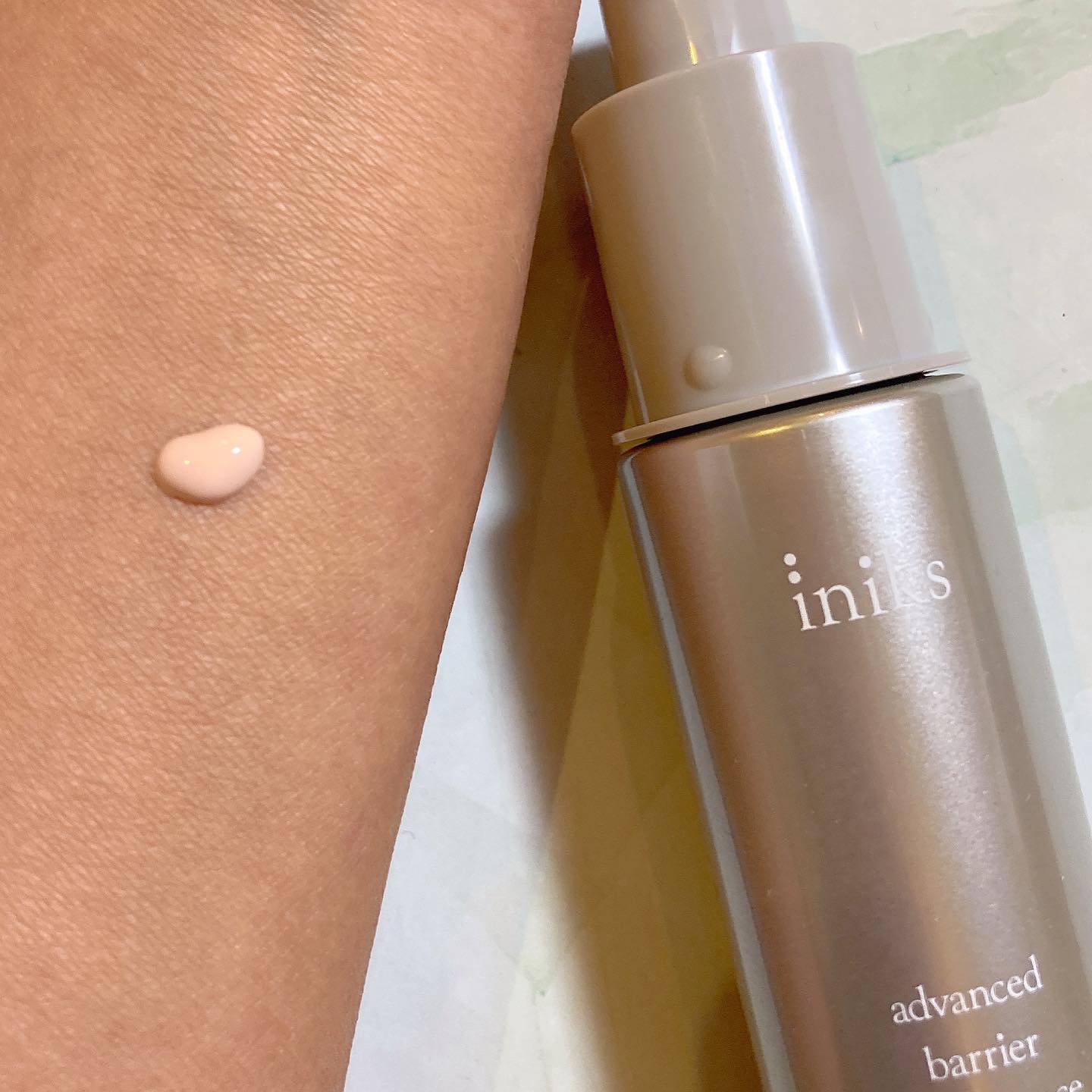 アドバンスバリア デイエッセンス/iniks/日焼け止めローションを使ったクチコミ（2枚目）