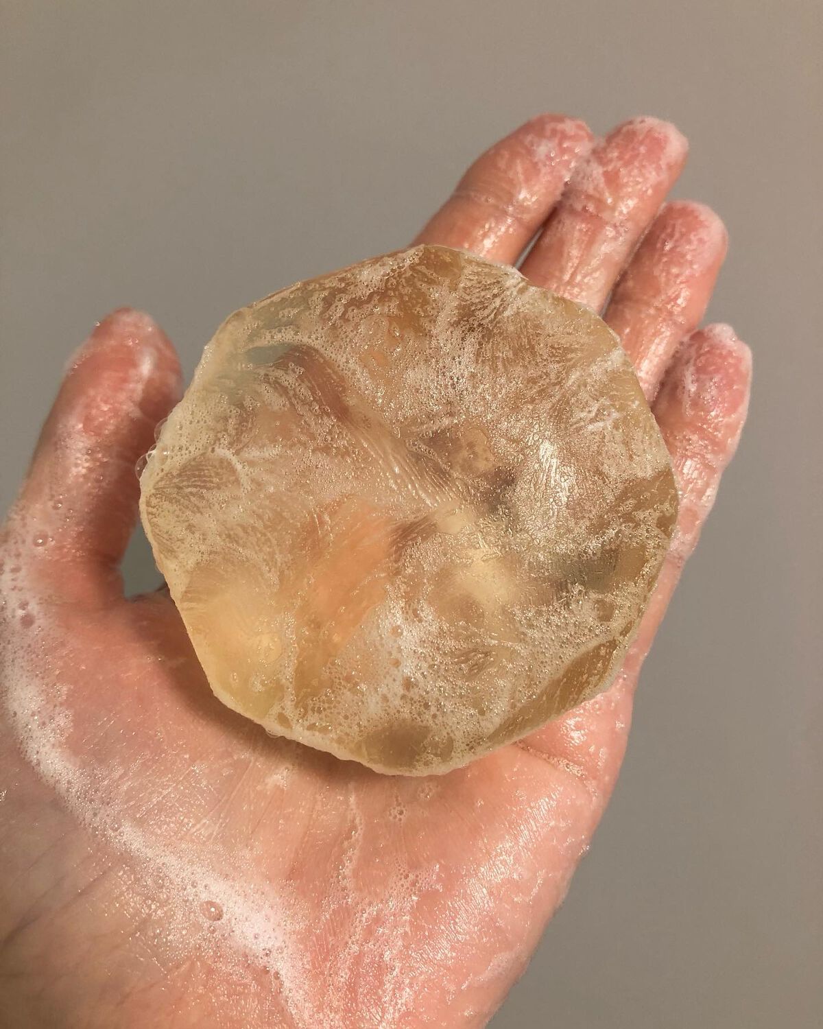 ピュアバー 和漢ハーブシャンプーバー スムース/purebar/市販シャンプーを使ったクチコミ(4枚目)