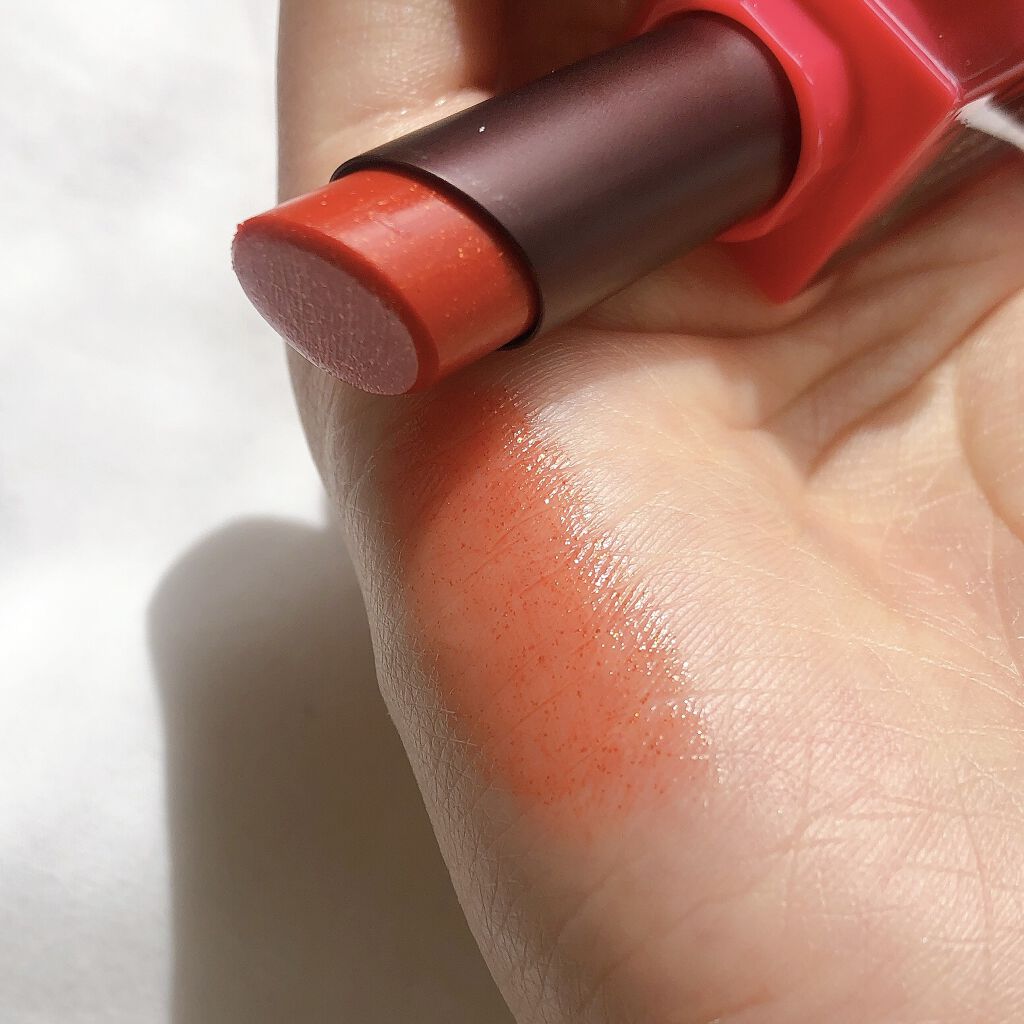 ケーキ リップスティック ルージュ アンリミテッド ラッカーシャイン コーラル ゼリー/shu uemura/口紅を使ったクチコミ（2枚目）