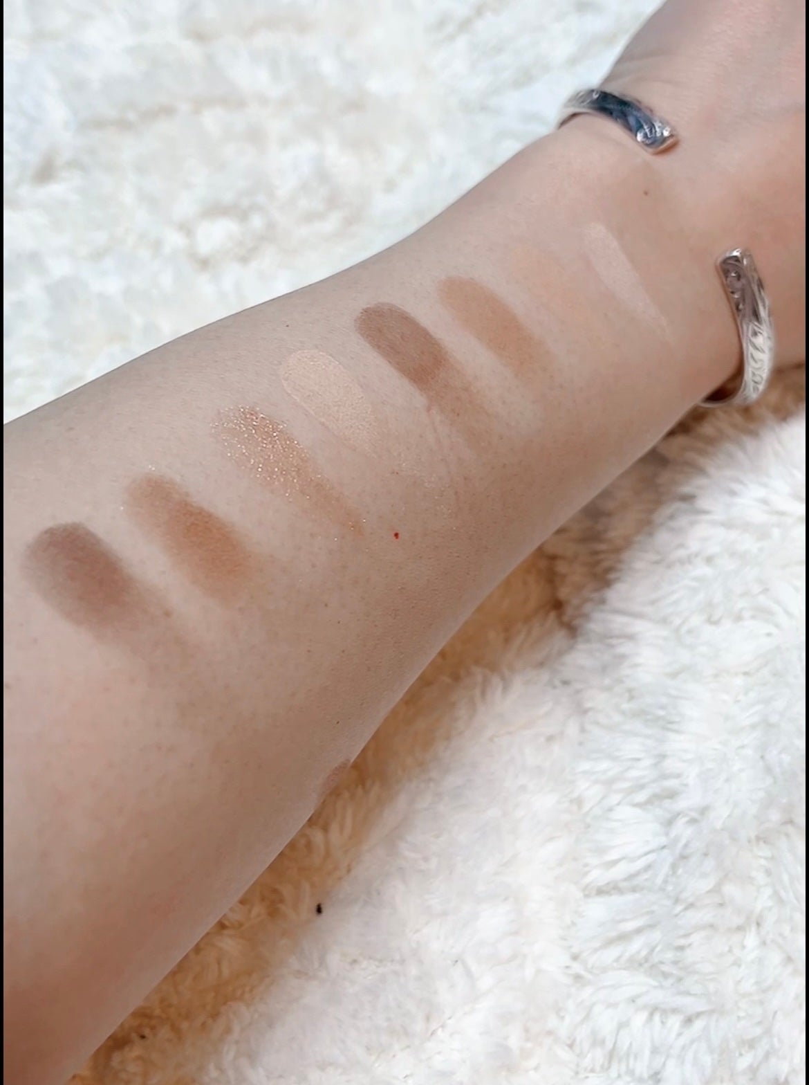 ソフトブラーリングアイパレット/wakemake/アイシャドウパレットを使ったクチコミ(4枚目)