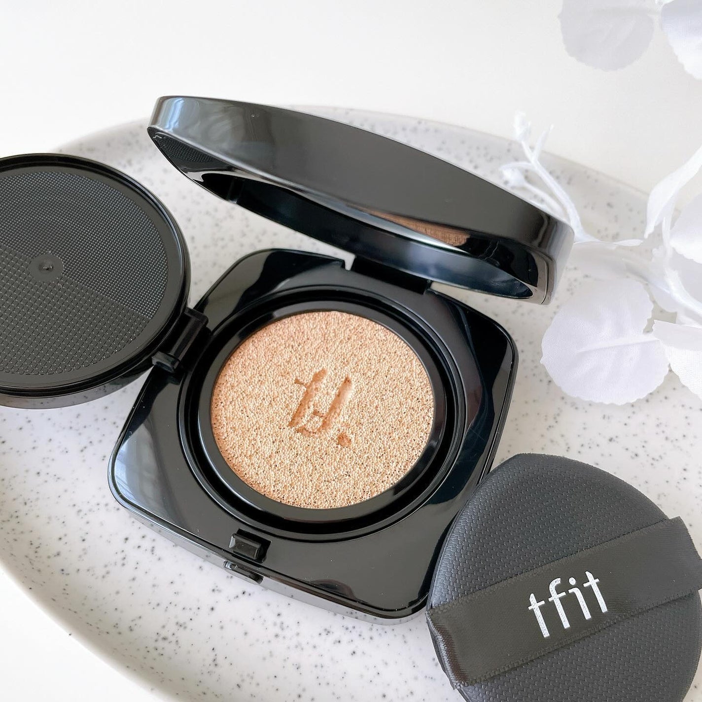 レイヤリングフィット グロークッションEX/TFIT/クッションファンデーションを使ったクチコミ(5枚目)