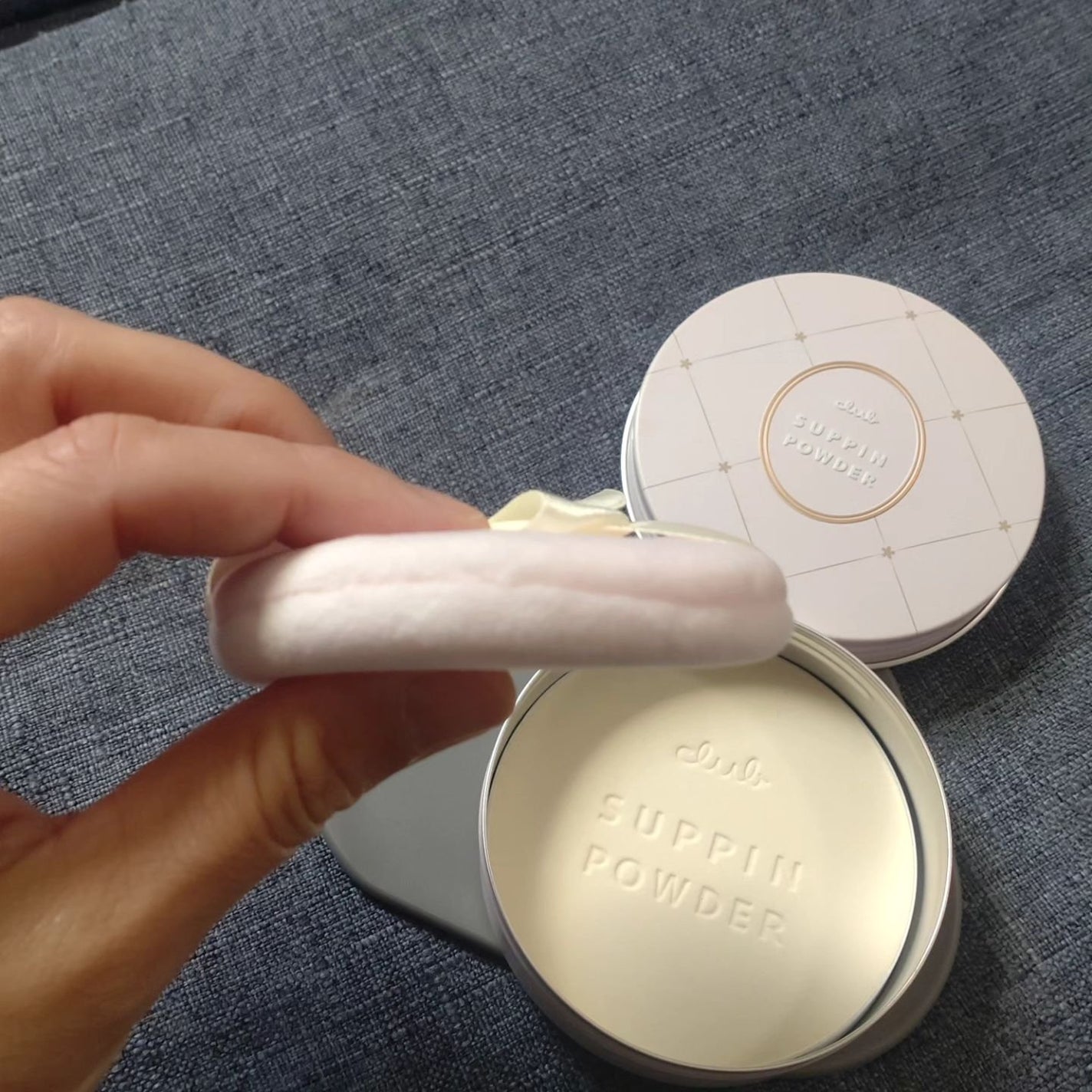 すっぴんパウダーC さくらジャスミンの香り 2024/クラブ/プレストパウダーを使ったクチコミ(8枚目)