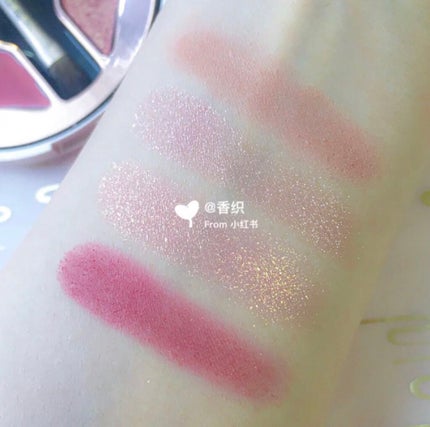 四色パールアイシャドウパレット/花西子/アイシャドウパレットを使ったクチコミ(4枚目)