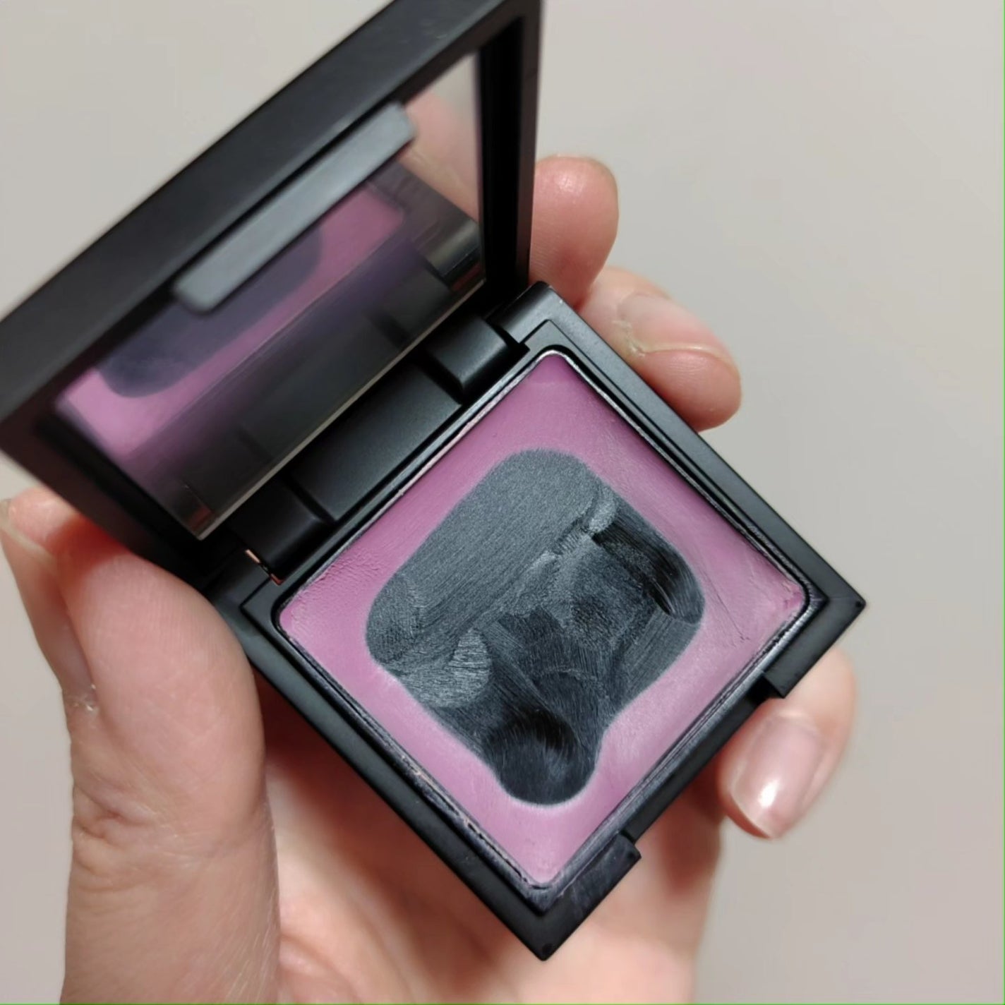 カムフィー クリームブラッシュ/Celvoke/ジェル・クリームチークを使ったクチコミ(4枚目)