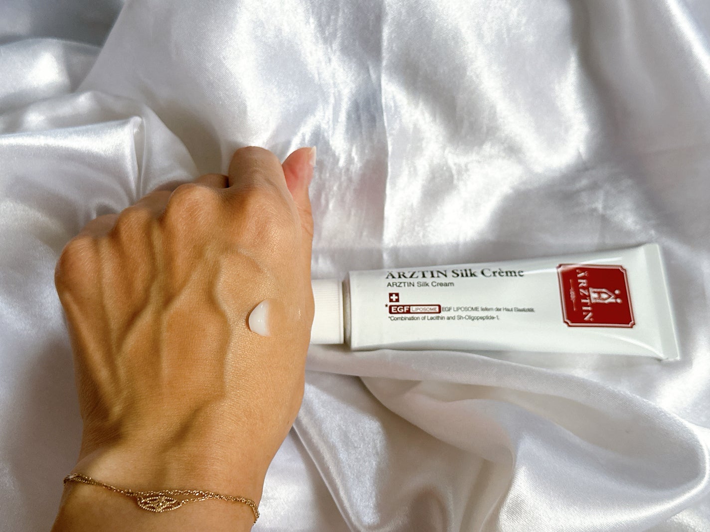 シルククリーム/エルツティン/美容液を使ったクチコミ(2枚目)