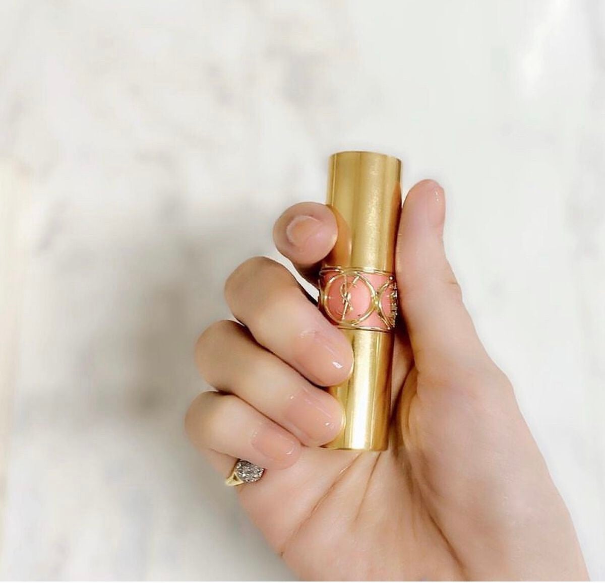 ルージュ ヴォリュプテ シャイン/YVES SAINT LAURENT BEAUTE/口紅を使ったクチコミ(1枚目)