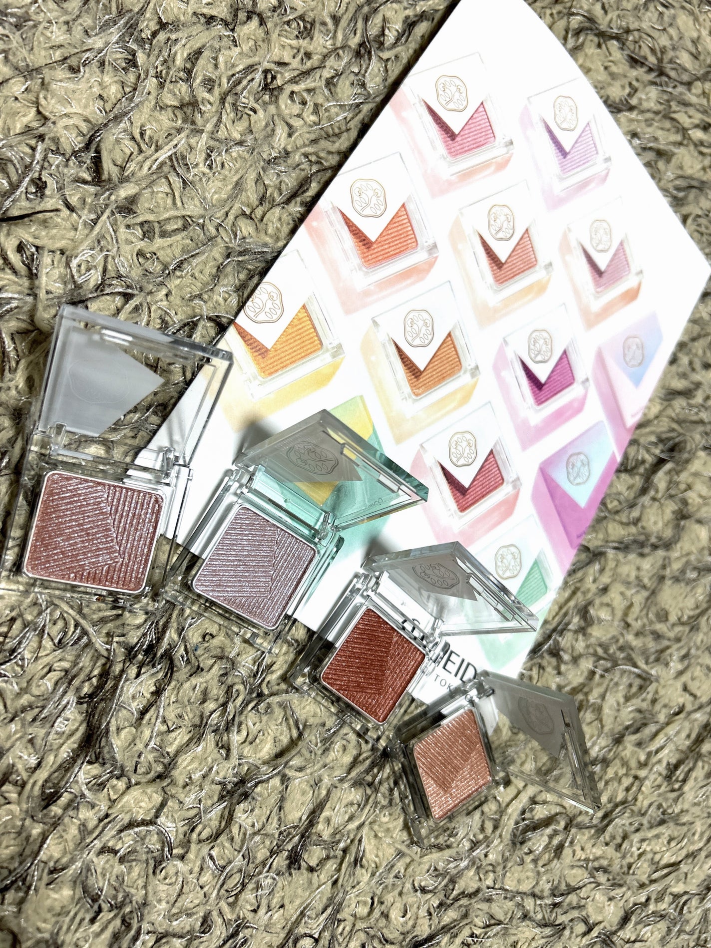 オーラデュウ プリズム イルミネーター ピコ/SHISEIDOザ・メーキャップ/単色アイシャドウを使ったクチコミ(2枚目)