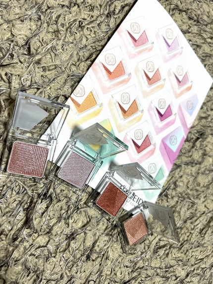 オーラデュウ プリズム イルミネーター ピコ/SHISEIDOザ・メーキャップ/単色アイシャドウを使ったクチコミ(2枚目)