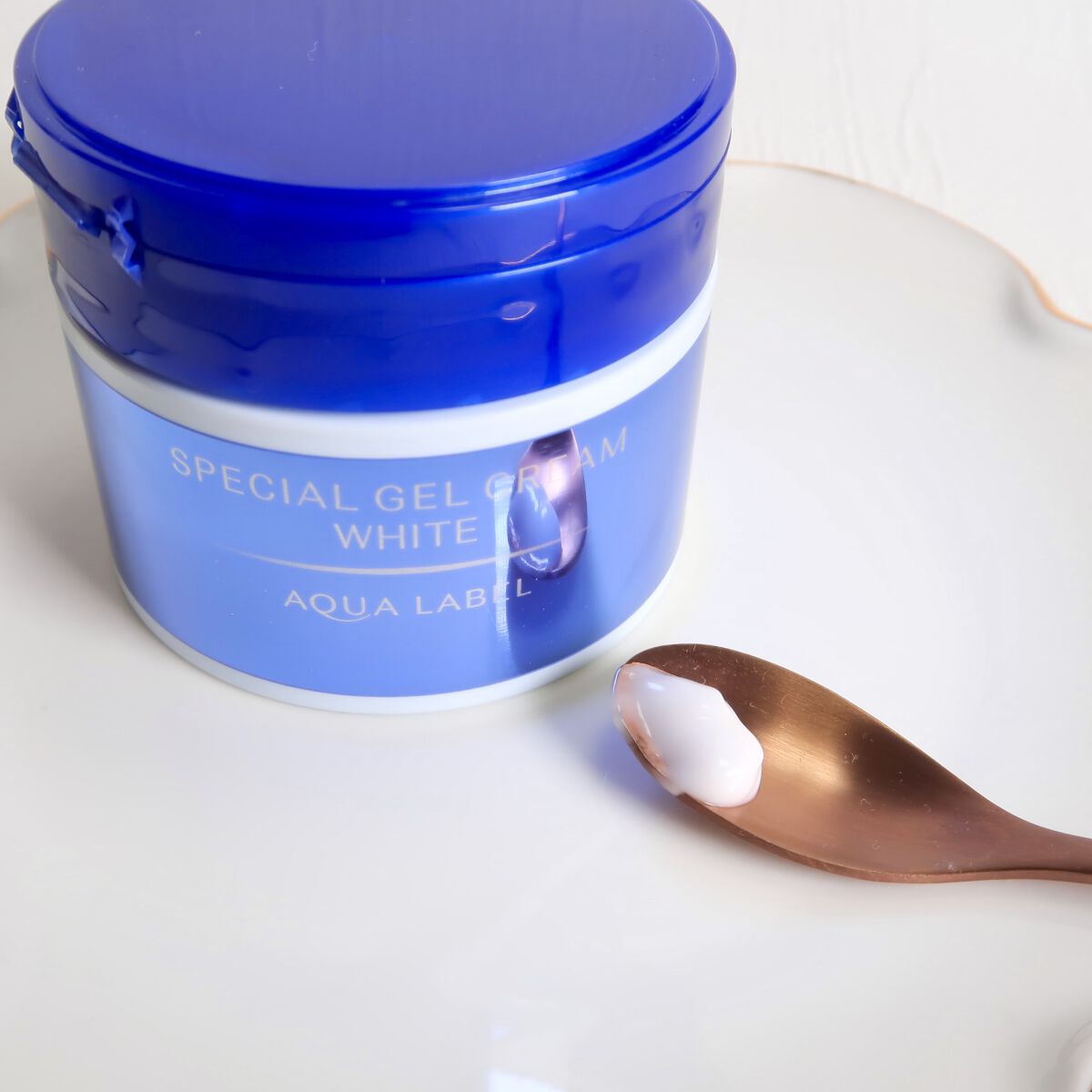スペシャルジェルクリームN （モイスト）/アクアレーベル/オールインワン化粧品を使ったクチコミ（3枚目）