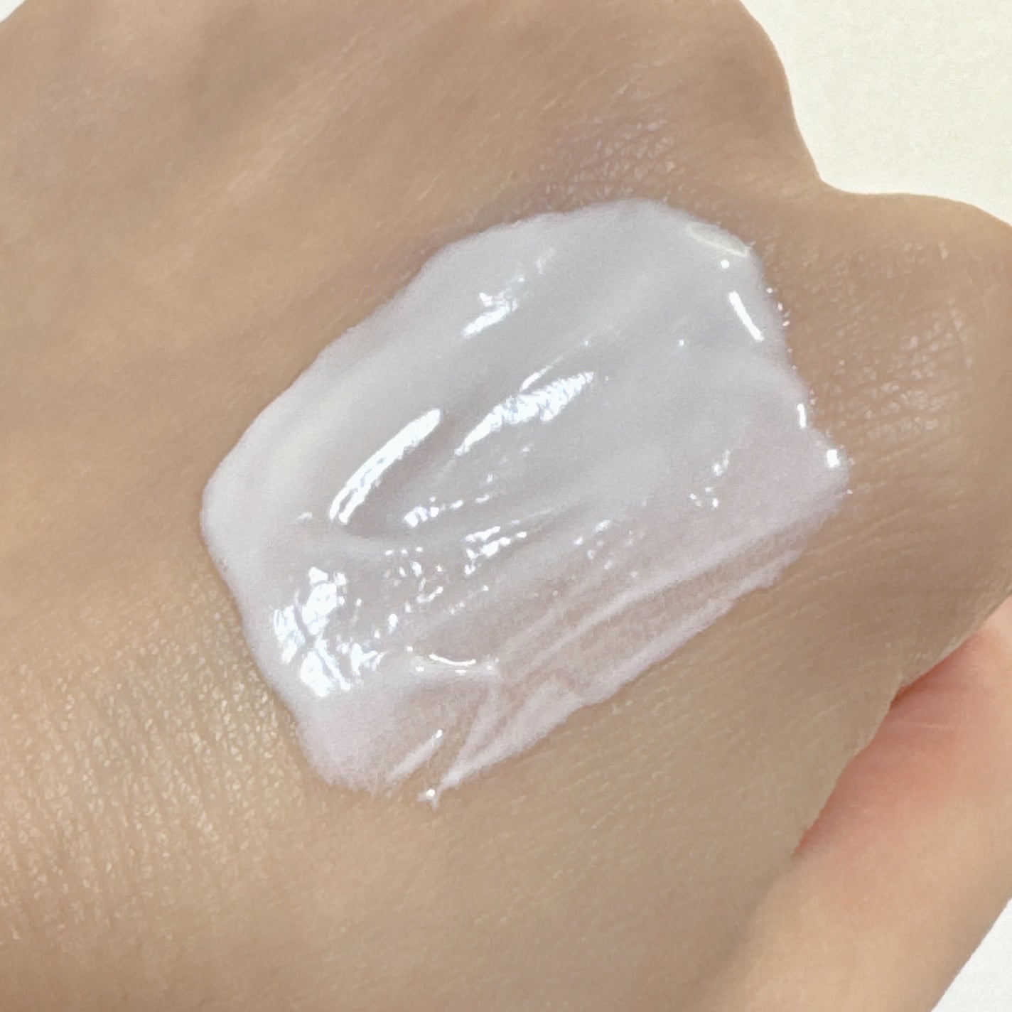 ブルーハイドレンジア エッセンシャルUVプロテクター/Flora Notis JILL STUART/日焼け止めミルクを使ったクチコミ(2枚目)