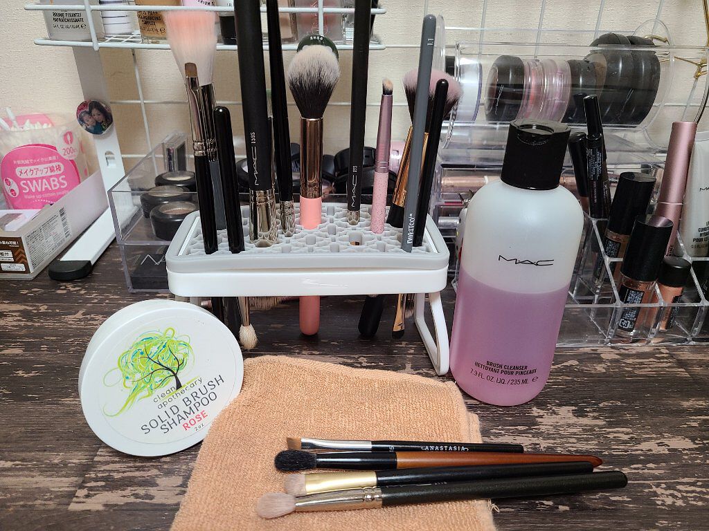 ブラシ クレンザー/M・A・C/その他化粧小物を使ったクチコミ（1枚目）