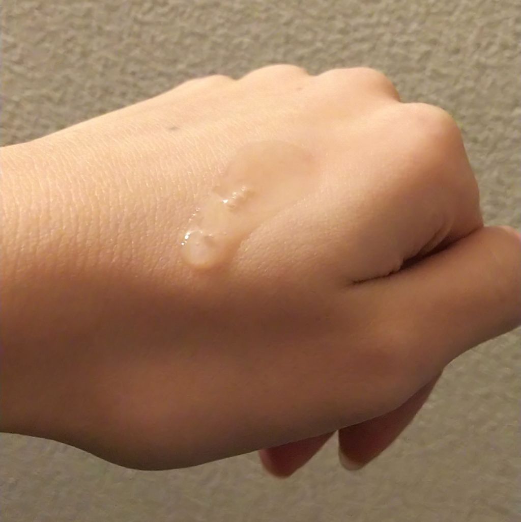 Mellsavon クレンジングジェル フローラルハーブのクチコミ「なんでか近くのディスカウントショップで
198円で販売していたので試しに購入。
買ってから目に.....」（2枚目）