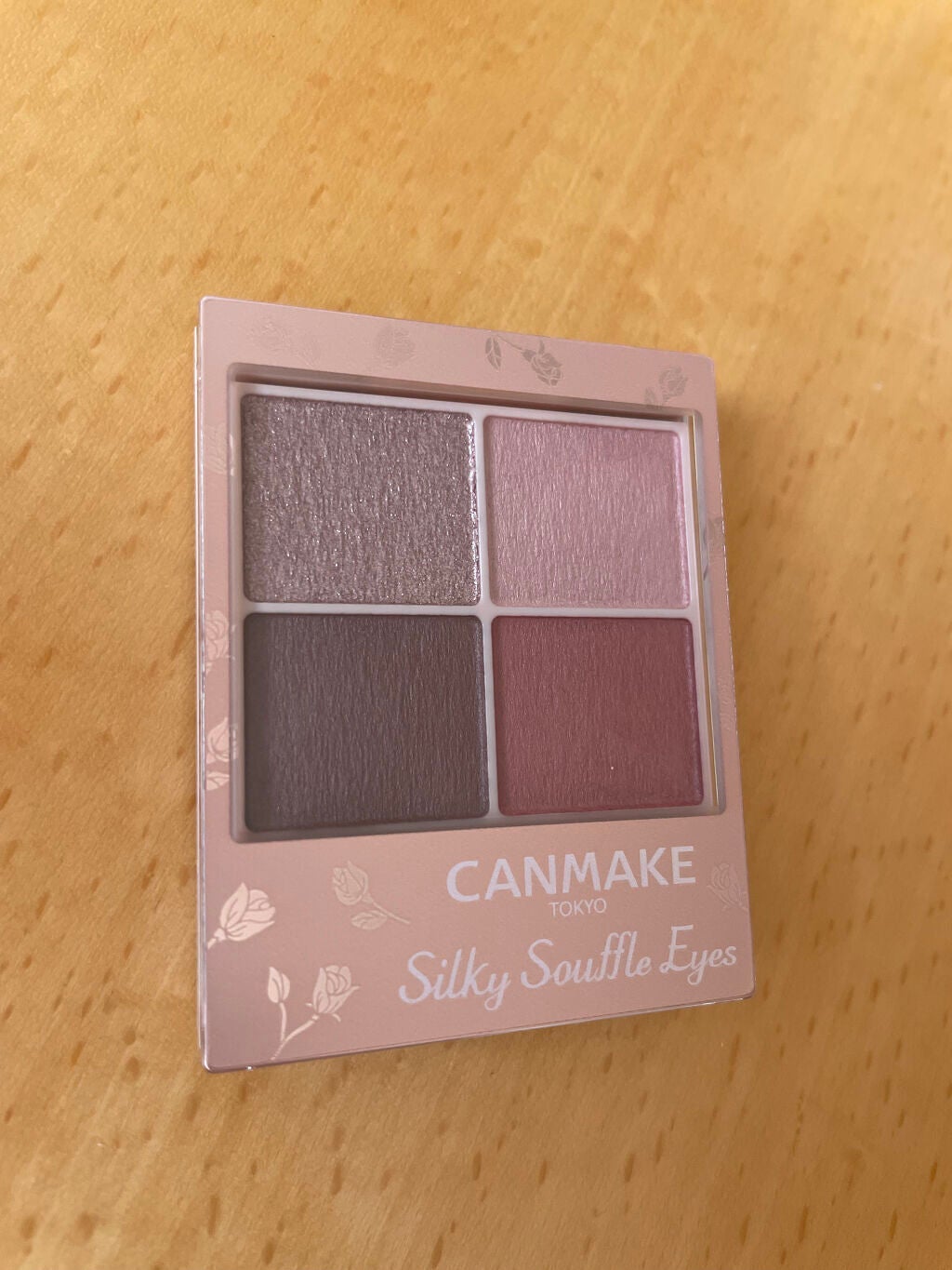 シルキースフレアイズ(マットタイプ)/キャンメイク/アイシャドウパレットを使ったクチコミ(1枚目)