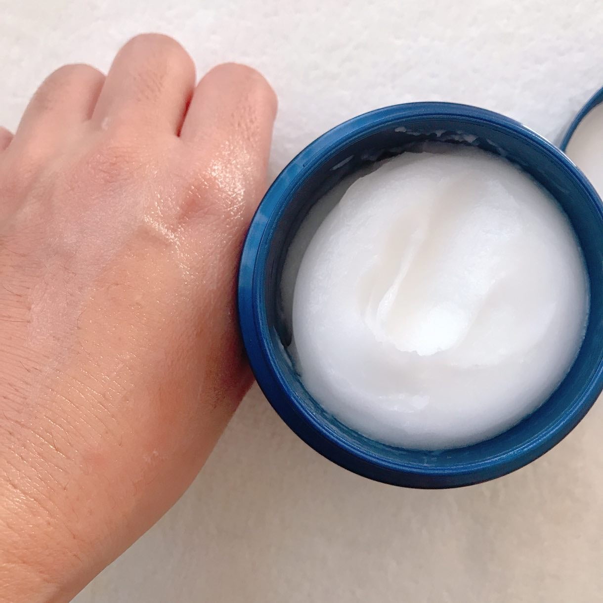 ニベア ロイヤルブルーボディクリーム うるおい密封ケア/ニベア/ボディクリームを使ったクチコミ(6枚目)