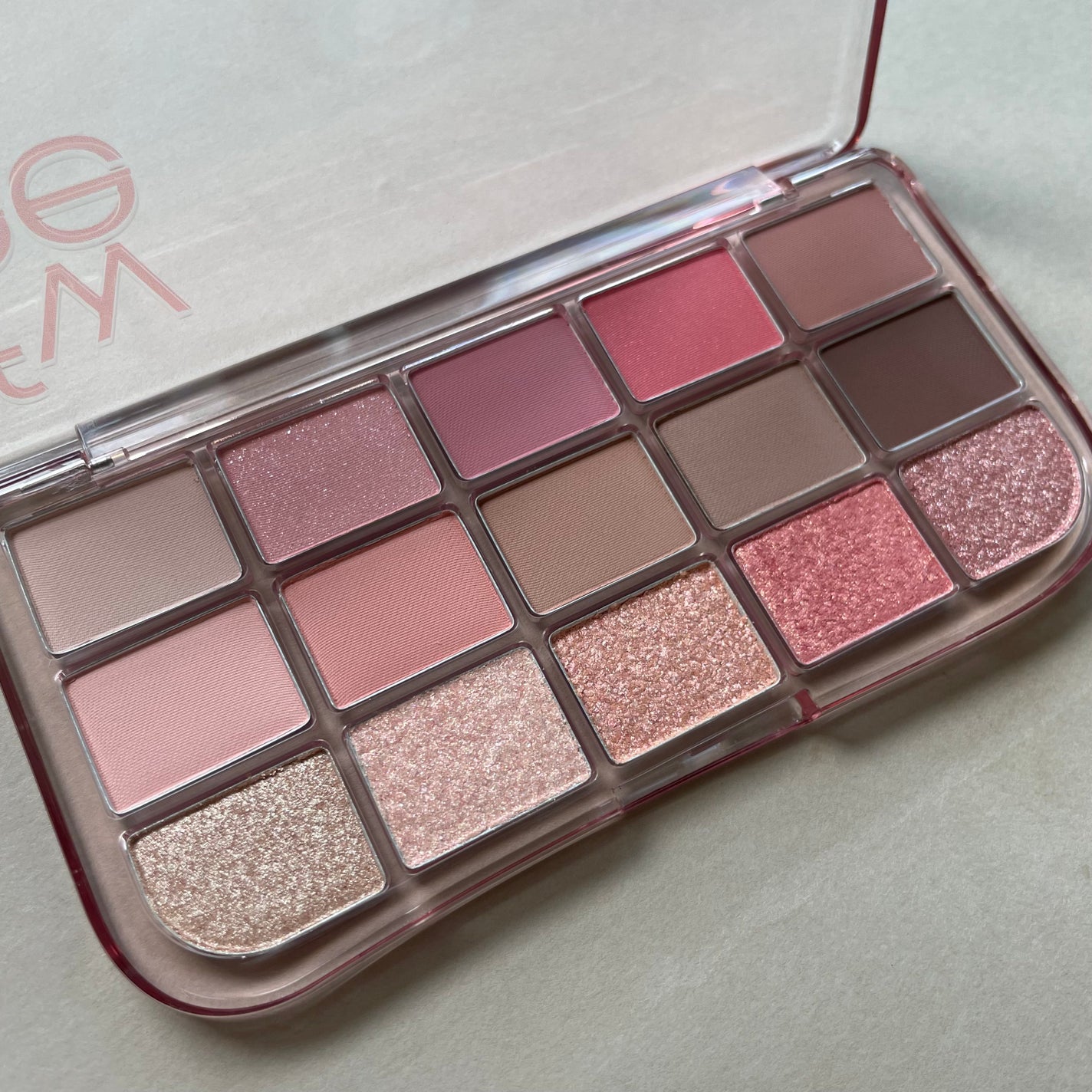 フィー モアムードアイパレット/fwee/アイシャドウパレットを使ったクチコミ(1枚目)