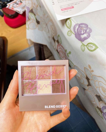 オーラクリエイション/BLEND BERRY/アイシャドウパレットを使ったクチコミ(2枚目)