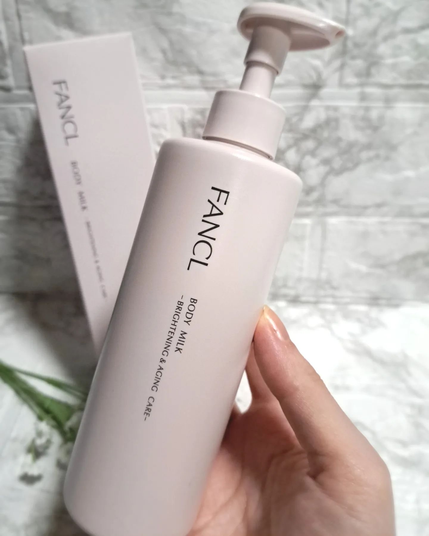 ボディミルク ブライトニング＆エイジングケア＜医薬部外品＞/ファンケル/ボディミルクを使ったクチコミ（2枚目）