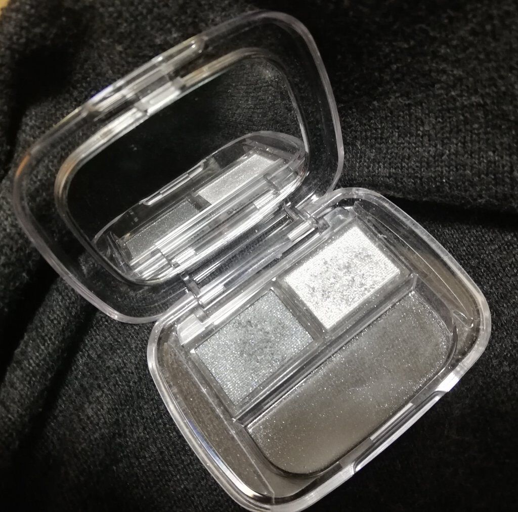 シャドーカスタマイズ/MAJOLICA MAJORCA/単色アイシャドウを使ったクチコミ(2枚目)