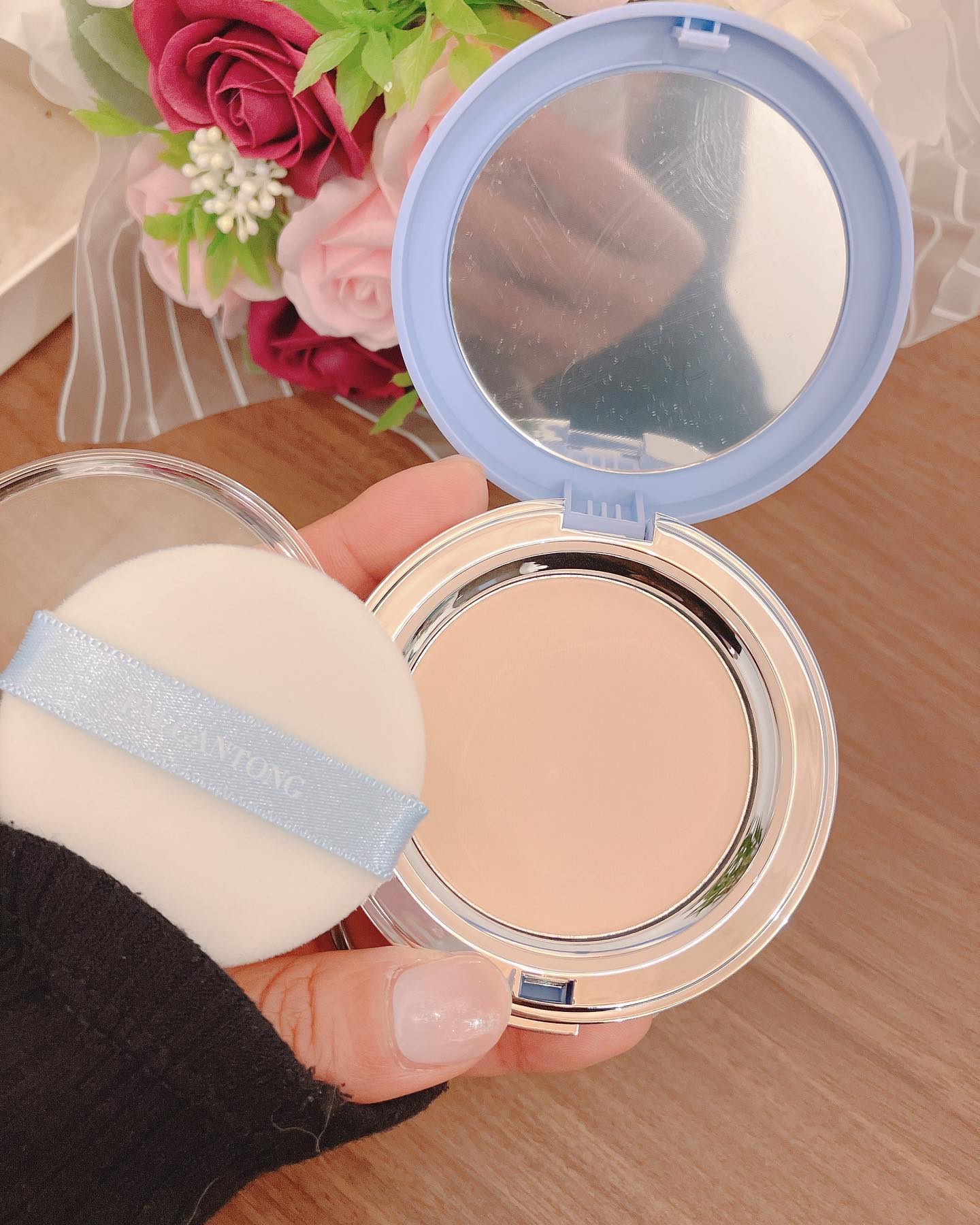 シアトリカル スキンケアパクトUV SPF50 PA+++　/パルガントン/プレストパウダーを使ったクチコミ（3枚目）