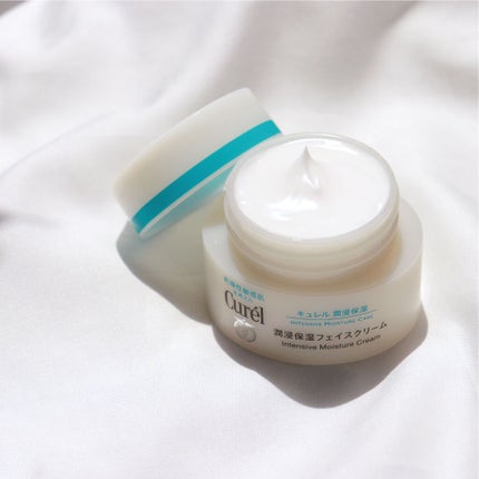 1日中、冷房の効いた部屋にいるから。"夏"こそクリームがふっくら潤い肌への道