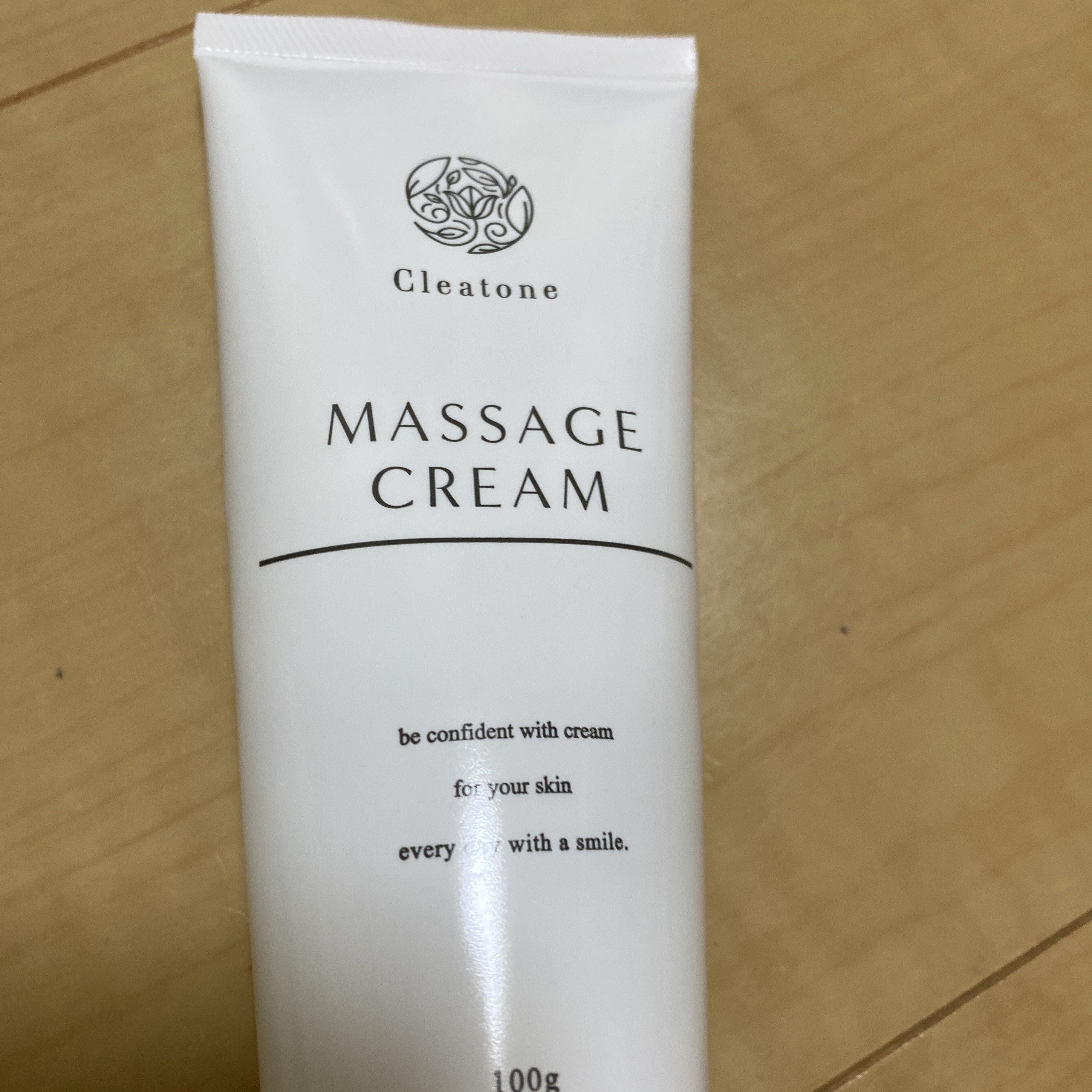 マッサージクリーム /クレアトーン/バストケア・ヒップケアを使ったクチコミ（1枚目）