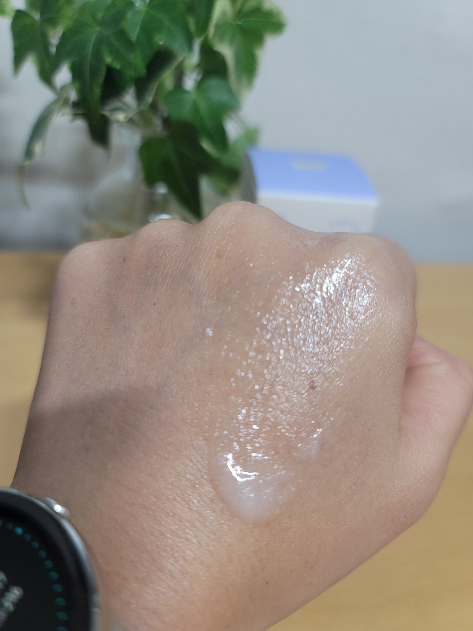 エスポア ウォータースプラッシュサンセラム 50ml/espoir/日焼け止めクリームを使ったクチコミ（3枚目）