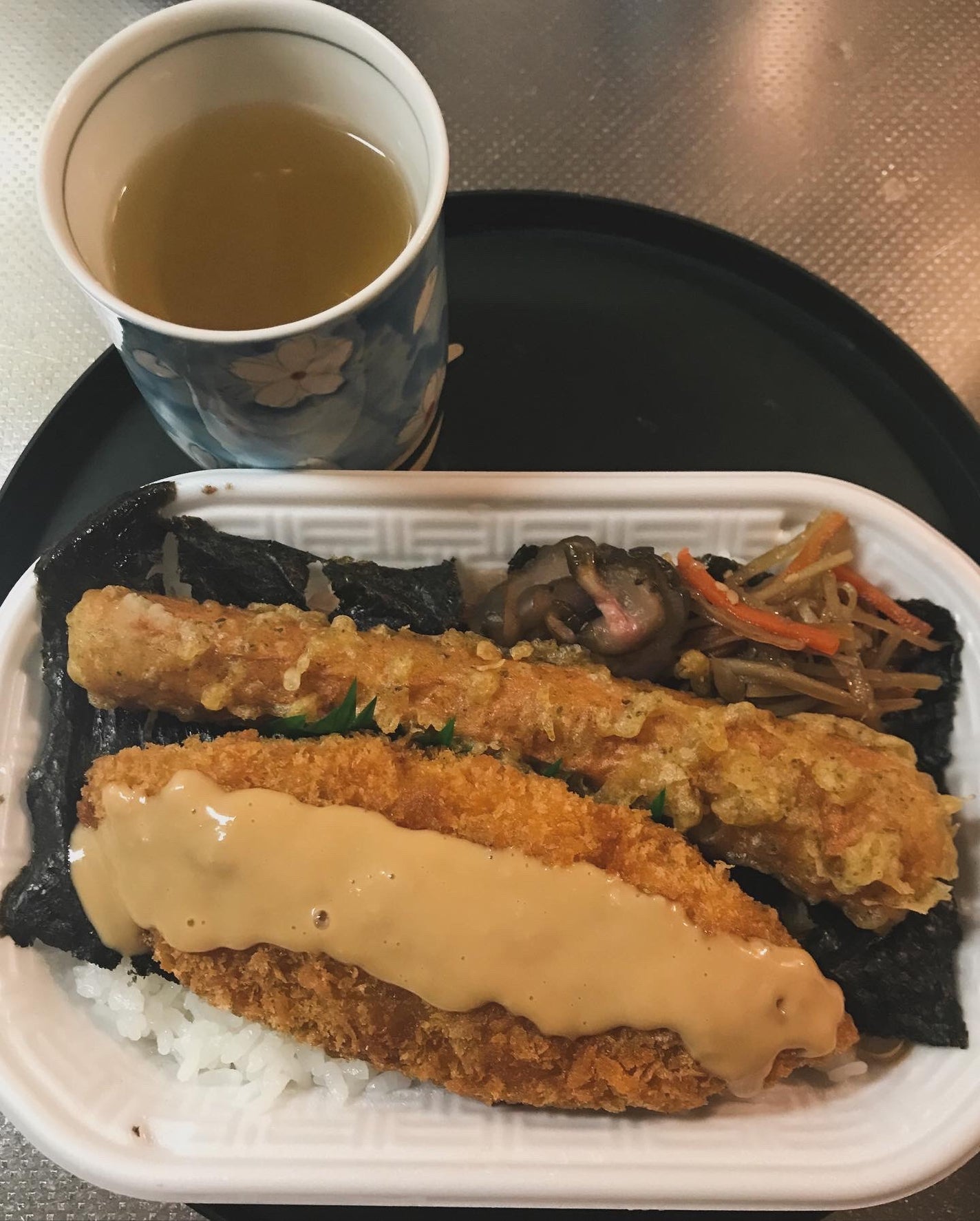 キラキラ☆ on LIPS 「#PR#ほっかほっか亭のり弁当#ほっかほっか亭#テイクアウト弁..」(2枚目)