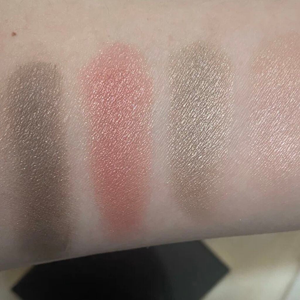 デザイニング カラー アイズ/SUQQU/アイシャドウパレットを使ったクチコミ(2枚目)