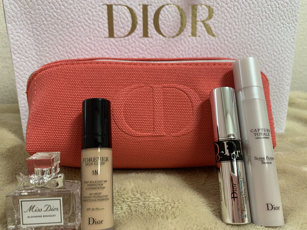 ディオールスキン フォーエヴァー フルイド マット 1Wウォーム/Dior/リキッドファンデーションを使ったクチコミ（2枚目）