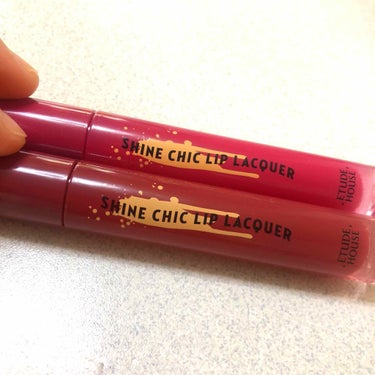 12月26日発売のETUDE HOUSE SHINE CHIC LIP LACQUER(シャインシックリップラッカー)購入しました♡

上:PK001 マゼンタゼット
下:RD301ローズココ

ローズ