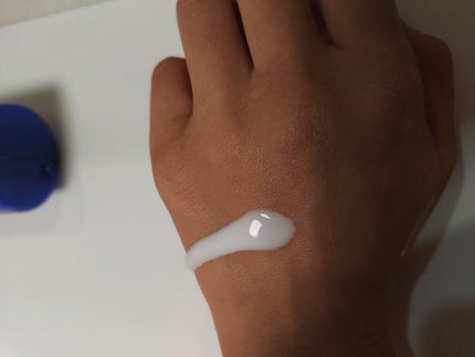 紫陽花 on LIPS 「#スキンケアトークリピート三回目の美白乳液。コスパもいいし、L..」(3枚目)