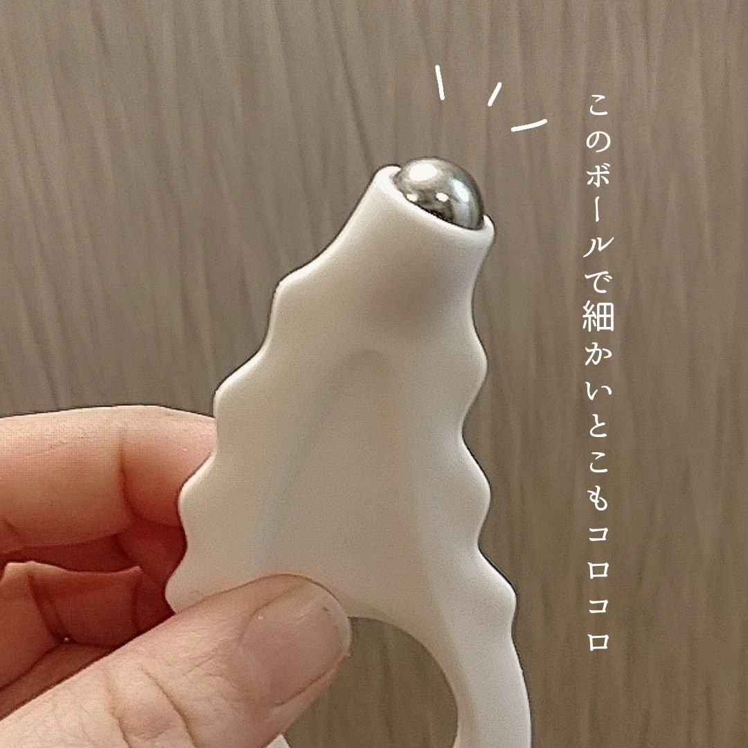 DAISO カッサ ウェーブ（ローラー付）のクチコミ「\ いろんなとこに使える /多機能なDAISOのカッサ🤫
▶▶DAISO　カッサウェーブ（ロー.....」（2枚目）