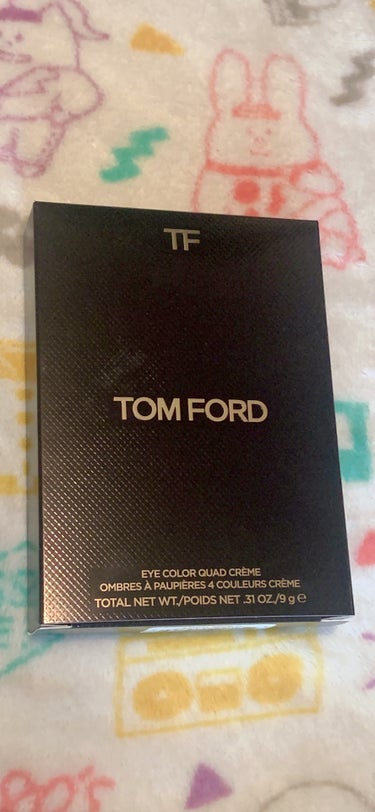 TOM FORD BEAUTY アイ カラー クォード C のクチコミ「トムフォードのアイシャドウです。
パケがもう、高級感がありますね。
ラメ感が、大人しめだけど主.....」（3枚目）