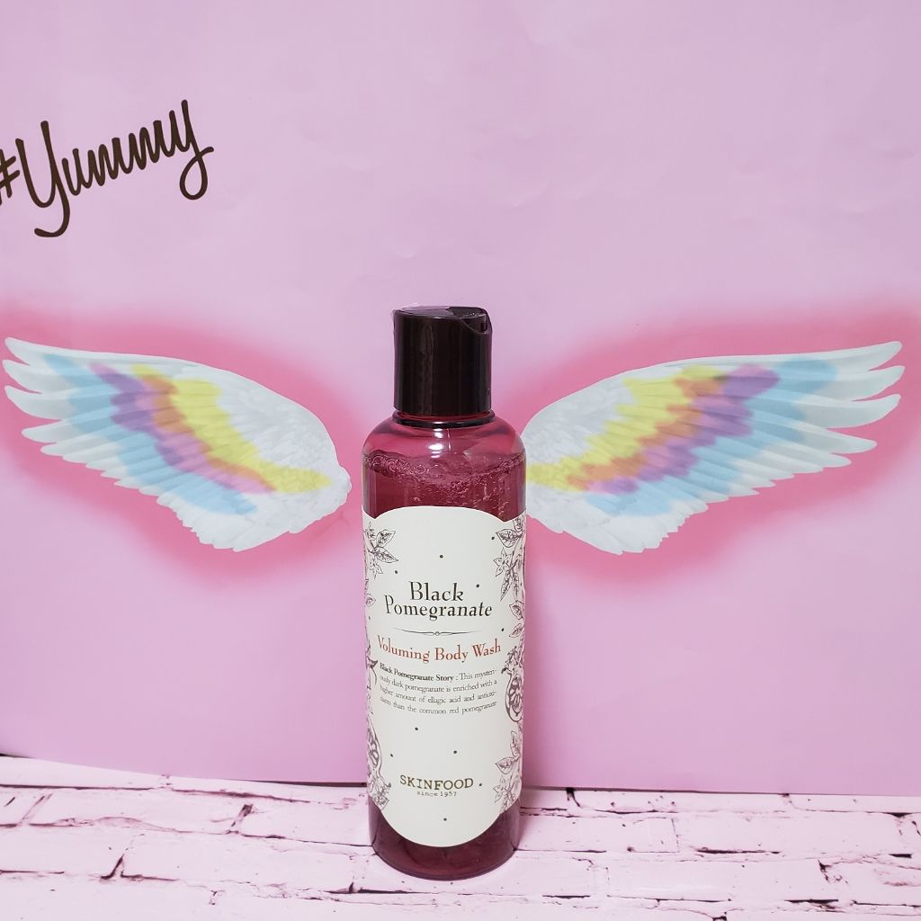 黒ザクロ ボリューミング ボディウォッシュ/SKINFOOD/ボディソープを使ったクチコミ（1枚目）