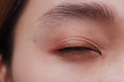 トーン ベーシング アイシャドウ/to/one/アイシャドウパレットを使ったクチコミ(4枚目)