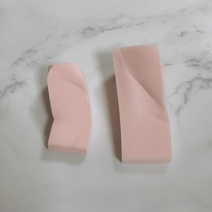 メイクアップスポンジ(バリューパック ウェッジ型 30個)/DAISO/パフ・スポンジを使ったクチコミ(3枚目)