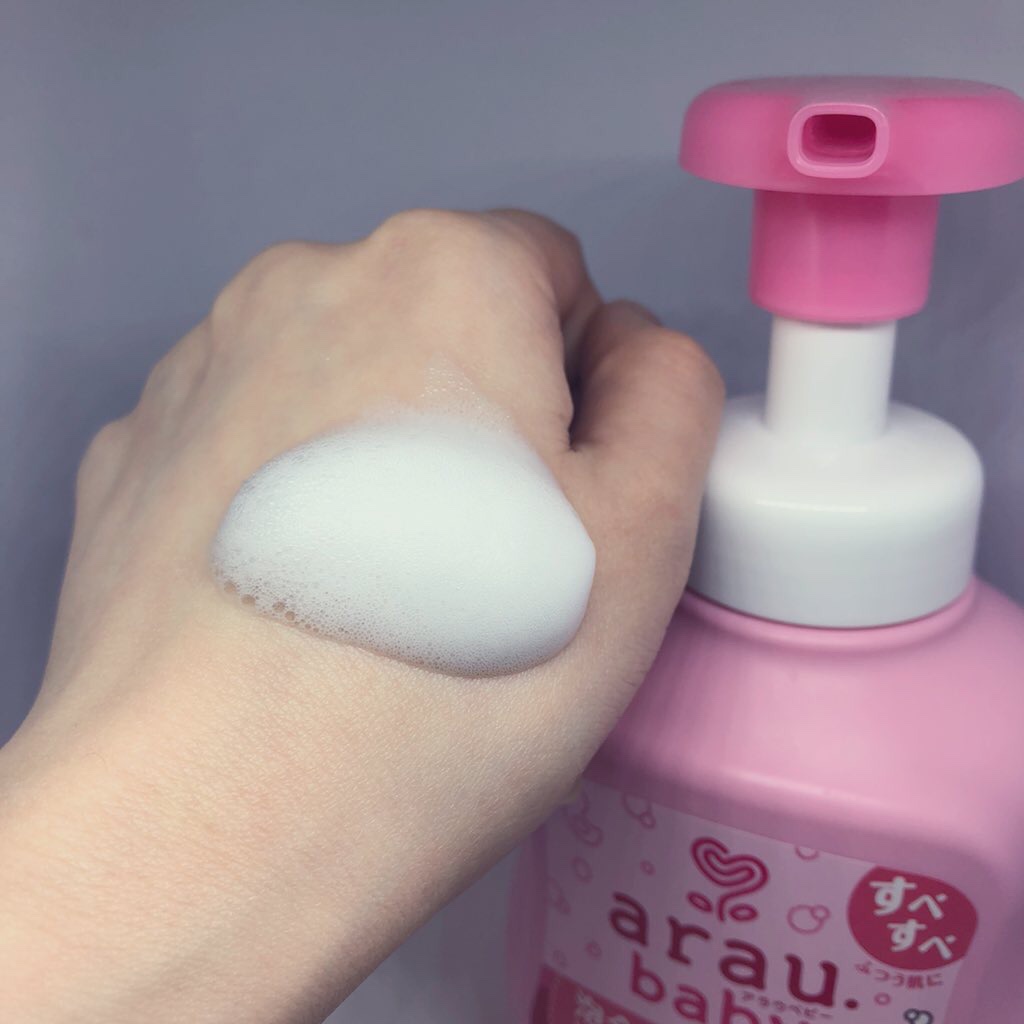 アラウベビー 泡全身ソープ 本体 450ml/arau.baby （アラウ ベビー）/ボディソープを使ったクチコミ（2枚目）