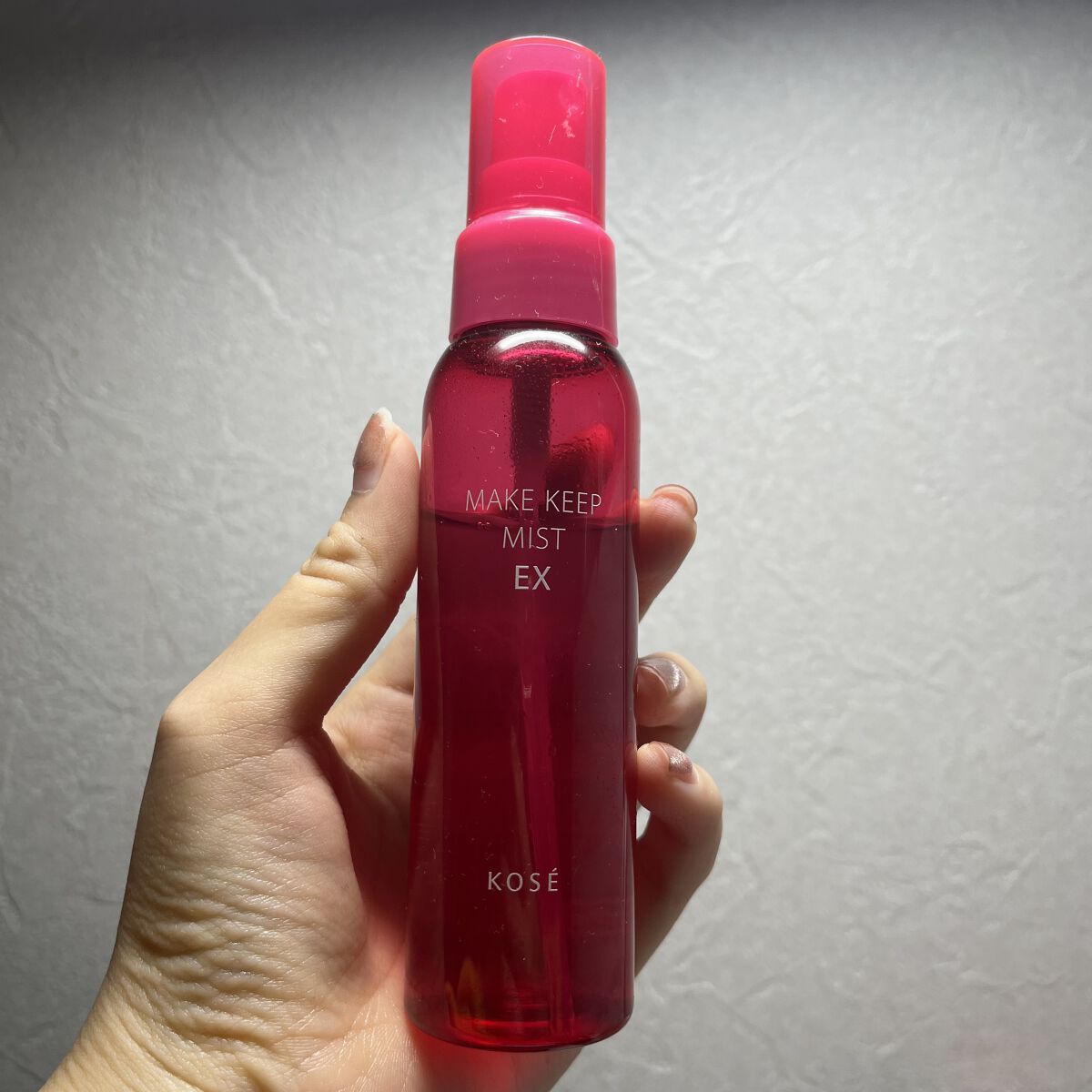 【メイクミスト】
正直ほんまにメイク崩れとかしてないんかはわからんけど、スポンジに数回プッシュして下地とかファンデ塗っとる

まあでもけっこーいいかも？？？
たしかにメイク崩れは減ったかもこれのおかげやったんかに？🦀