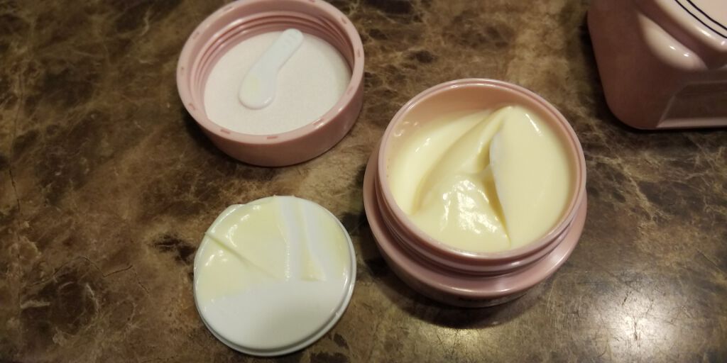 モイストローション/WHOMEE/化粧水を使ったクチコミ(4枚目)