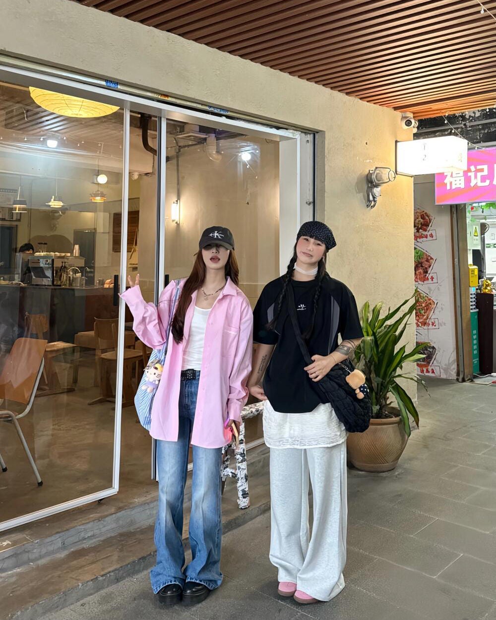 ひとみ on LIPS 「翻译成日语可以是:#コーデ#韓国雑貨#韓国コーデ#韓国ファッシ..」(4枚目)