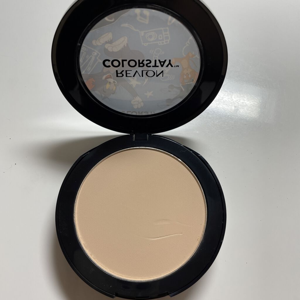 カラーステイ プレスト パウダー N 821 ライト（自然な肌色）（トムとジェリー 限定パッケージ）/REVLON/プレストパウダーを使ったクチコミ（2枚目）