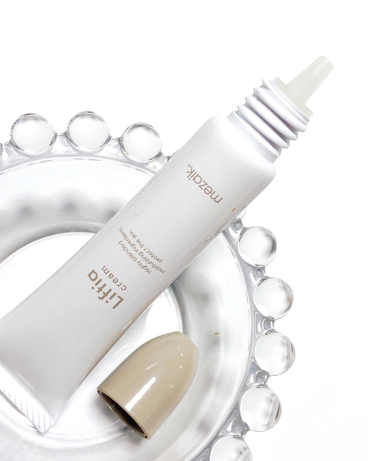 リフティアクリーム(目元用クリーム )/メザイク/アイケア・アイクリームを使ったクチコミ(2枚目)