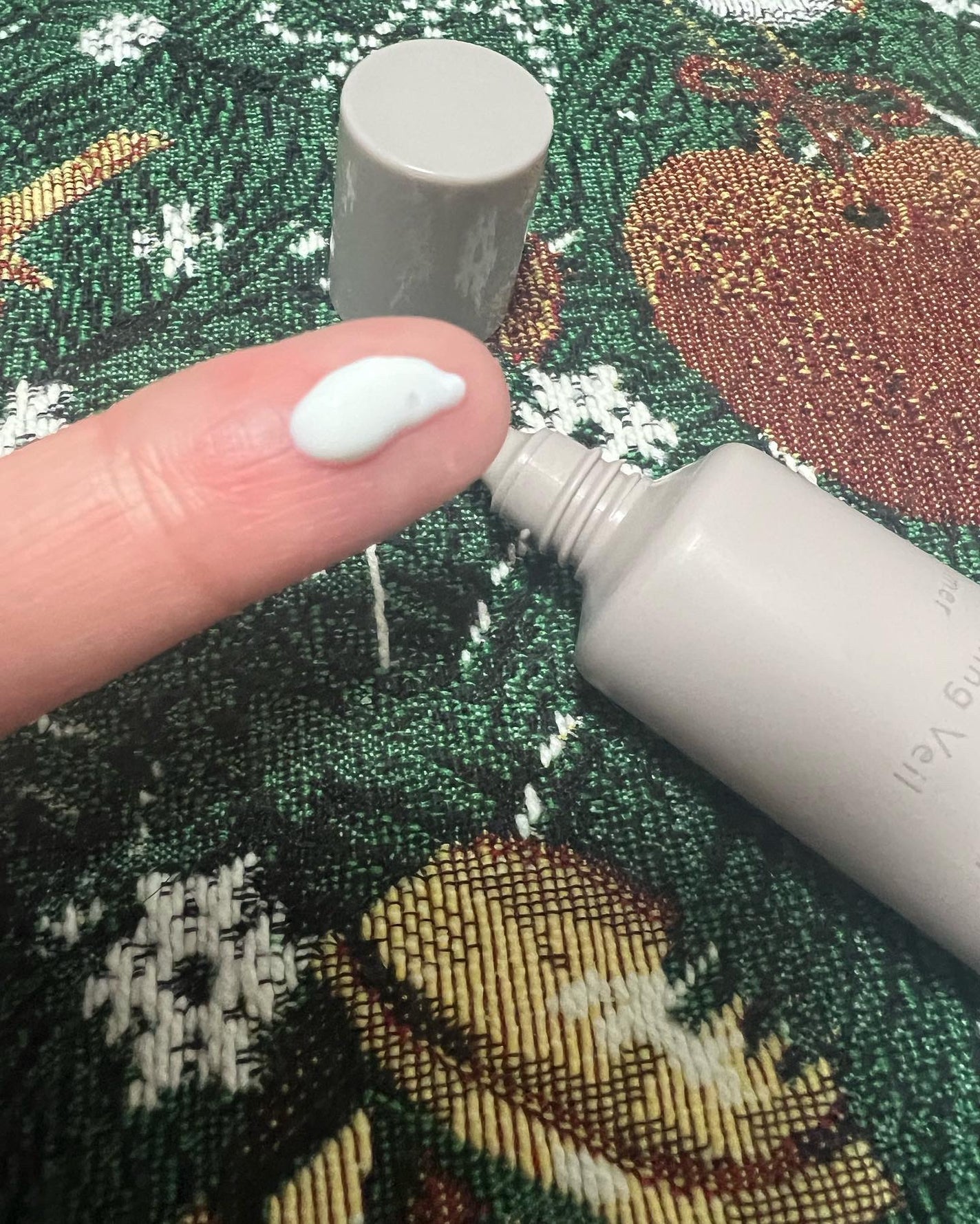 ホワイトニングヴェールプライマー/rafuna/化粧下地を使ったクチコミ(3枚目)