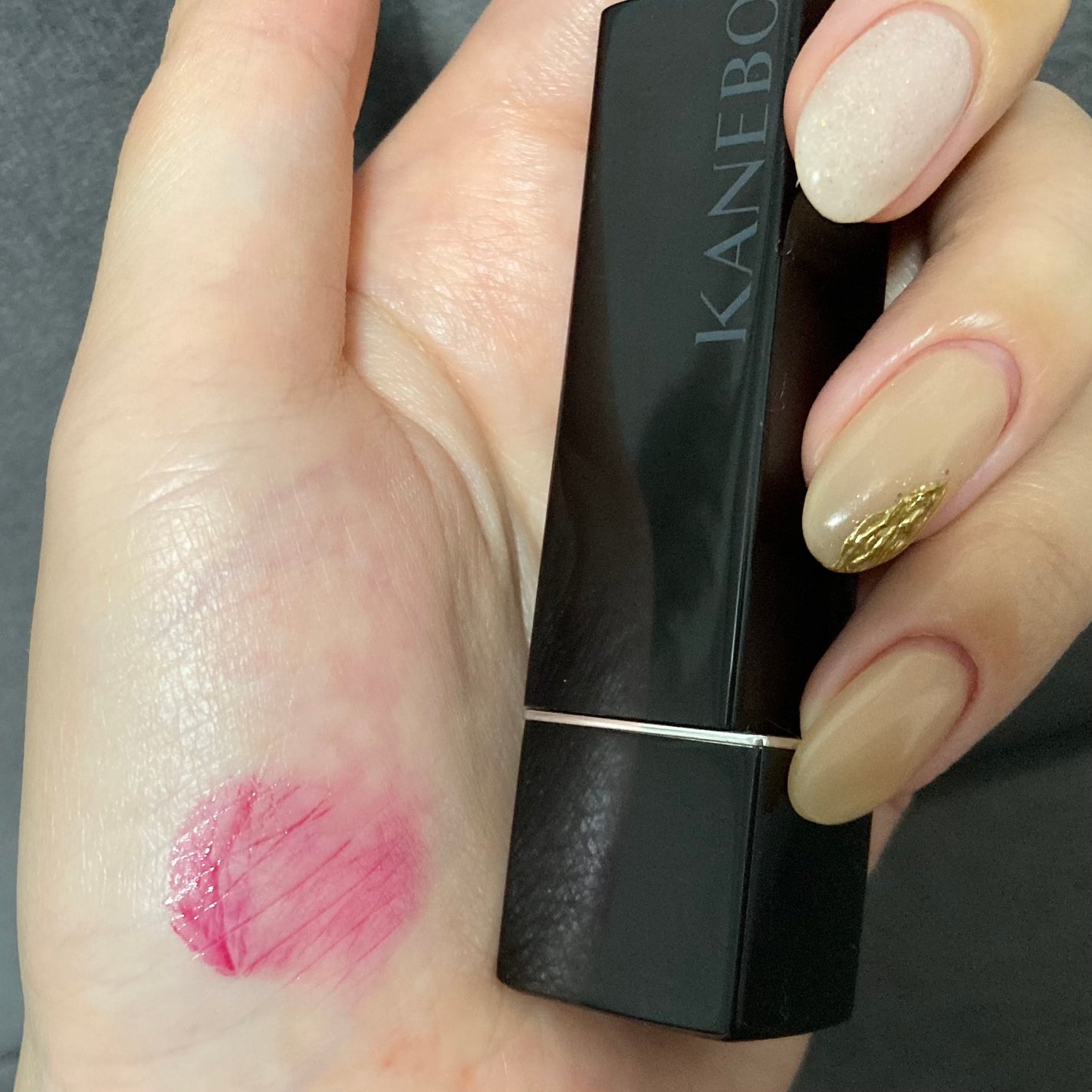 ルージュスターヴァイブラント/KANEBO/口紅を使ったクチコミ(1枚目)