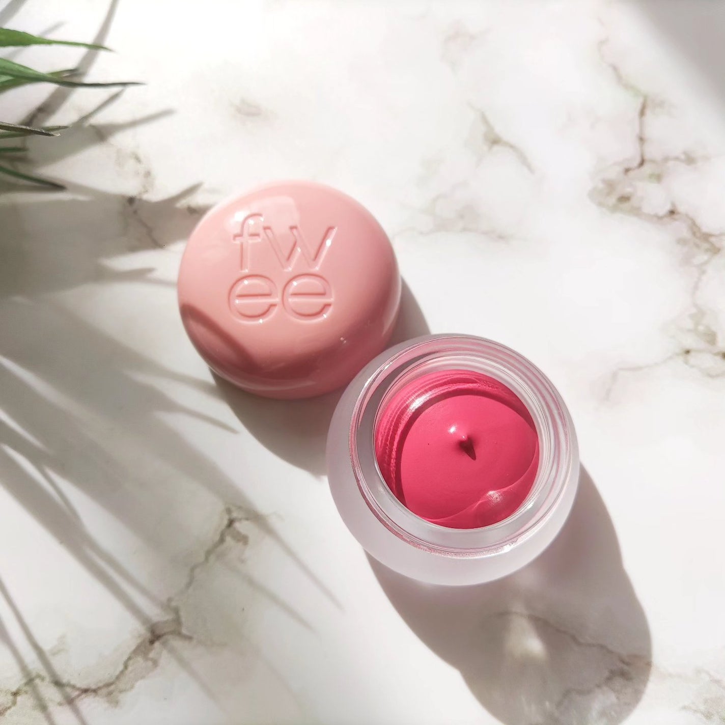 リップアンドチーク ブラーリープリンポット/fwee/口紅を使ったクチコミ(4枚目)