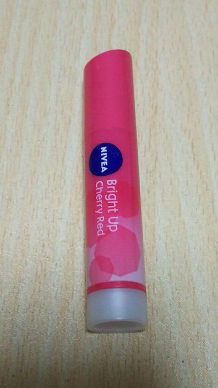 モイストピュアカラーリップ/ニベア/リップクリームを使ったクチコミ(1枚目)