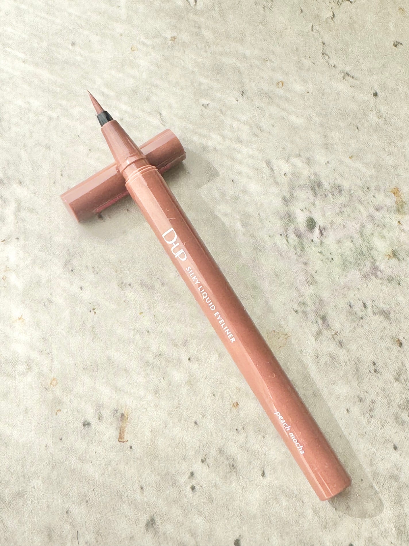 シルキーリキッドアイライナーWP/D-UP/リキッドアイライナーを使ったクチコミ(1枚目)