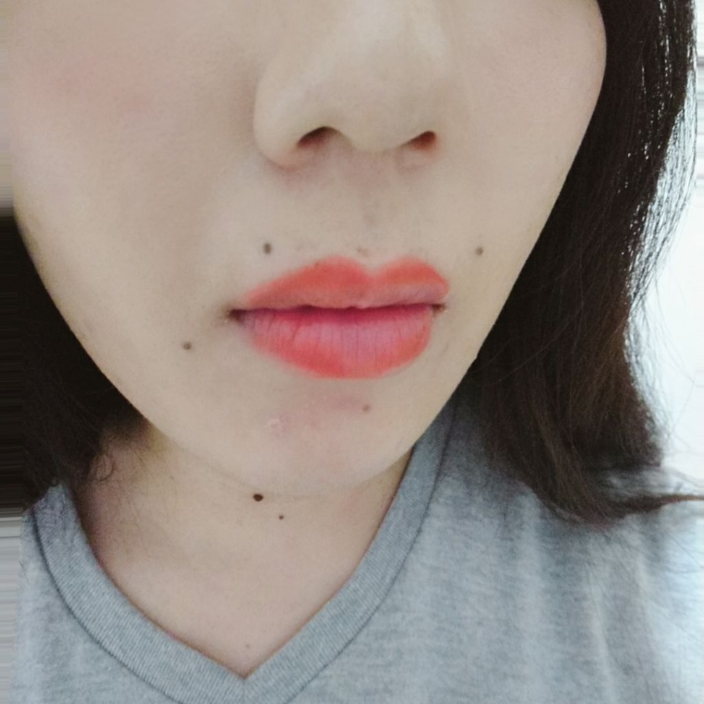 ルージュ アンリミテッド アンプリファイド<2019年クリスマスコフレ限定>/shu uemura/口紅を使ったクチコミ(3枚目)