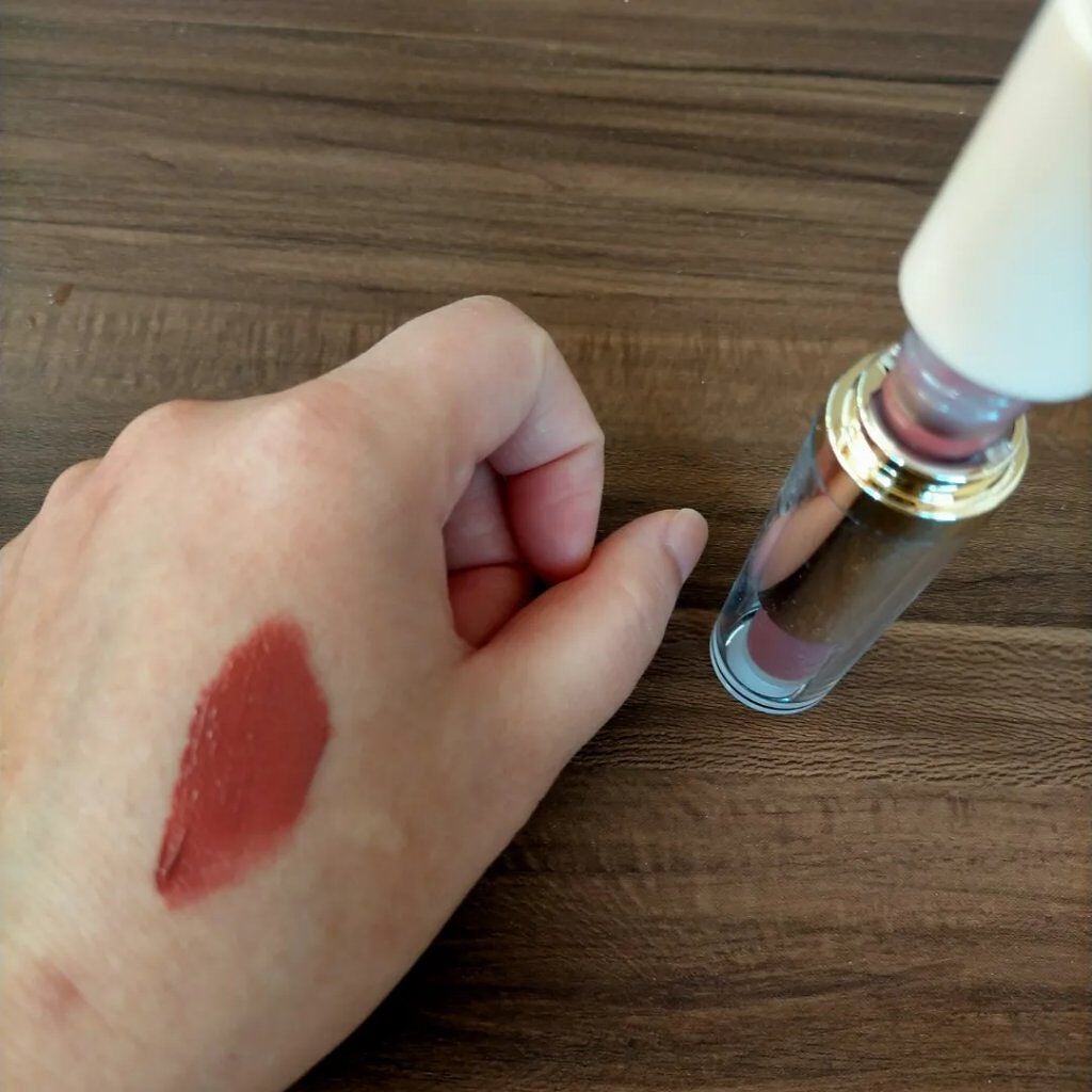 タトゥーベルベットティント/フォレンコス/リップティントを使ったクチコミ(2枚目)